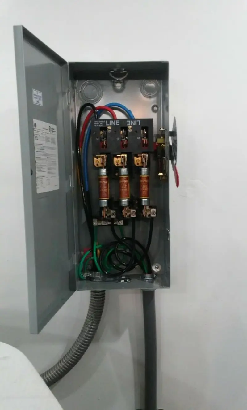 Three-phase disconnect switch installed for Smoke Detector Installation in Ottawa Hills